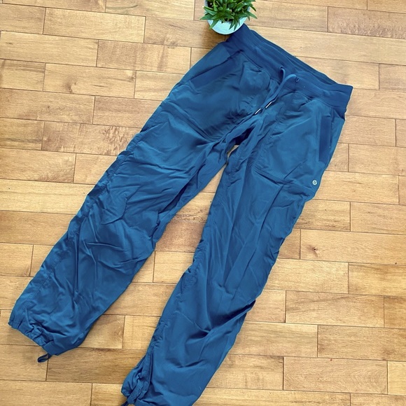 ❌SOLD❌Lululemon🍋Studio Pant Lined - Picture 6 of 10